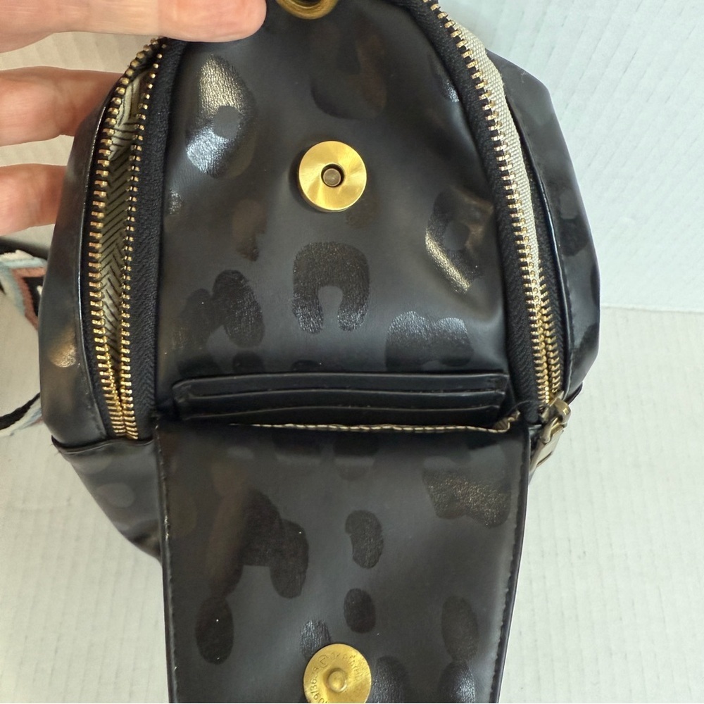 Leopard Print Black Crossbody Bag sling bad faux leather - Picture 5 of 10